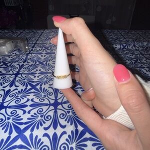 Elegant Gold Women's Ring